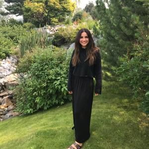 Meet your Posher, Danna